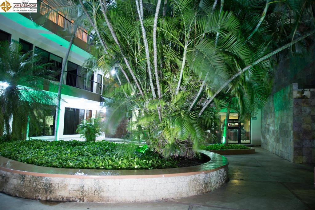 Hotel Ambassador Merida Exterior photo